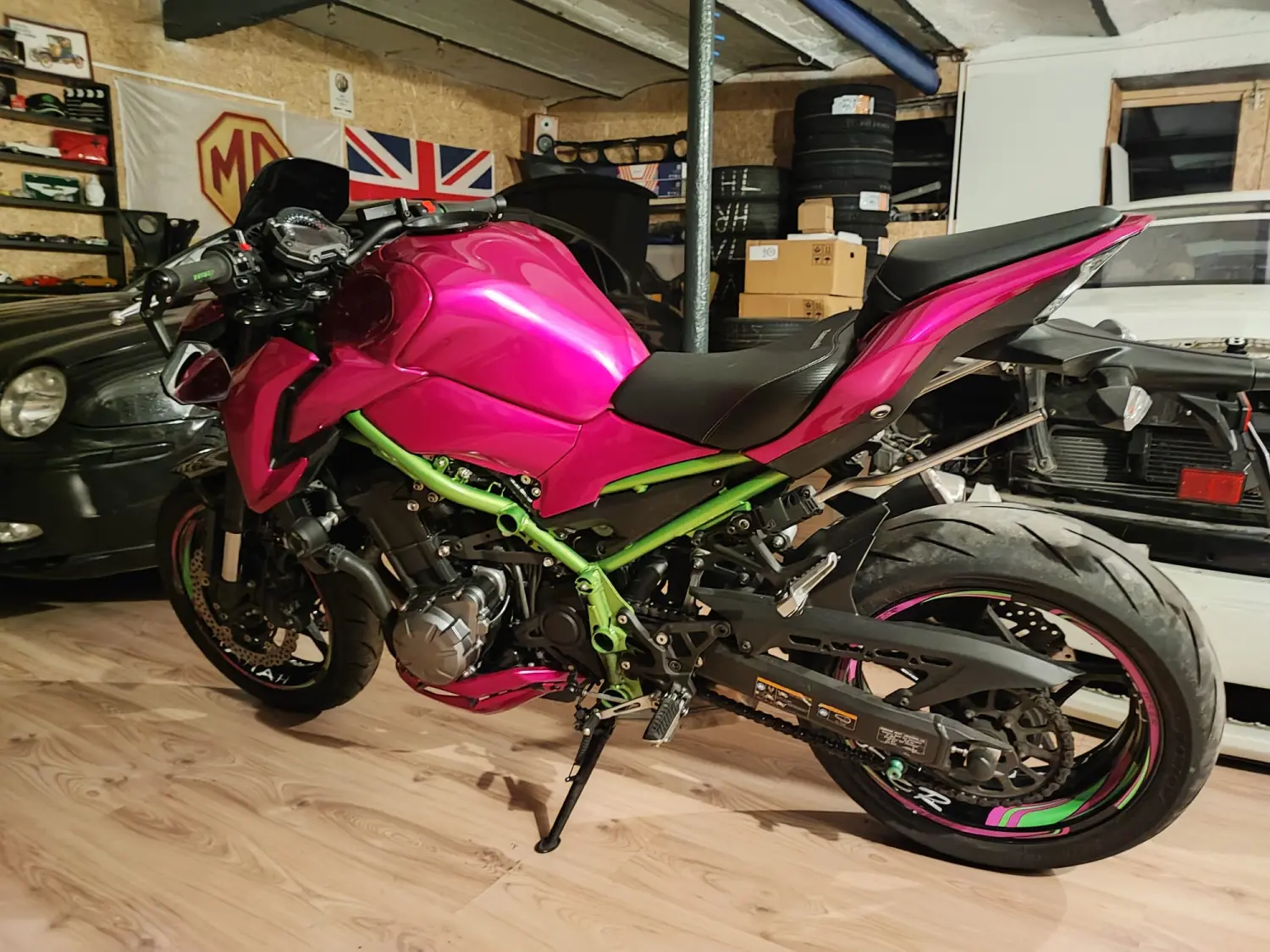 Folienschmiede Kristallveredelung von Car Arts