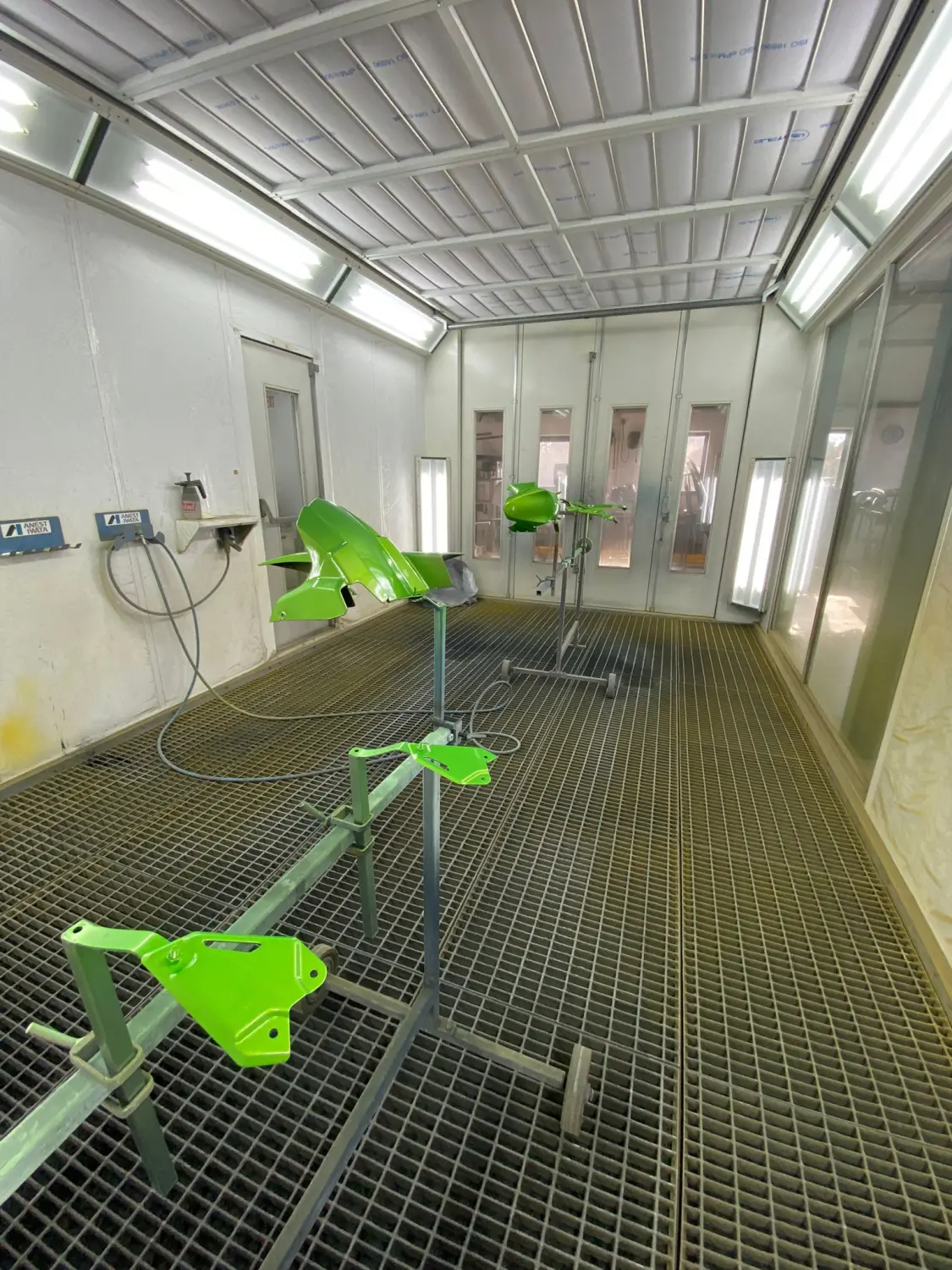 Lackierung und Airbrusch Kristallveredelung von Car Arts